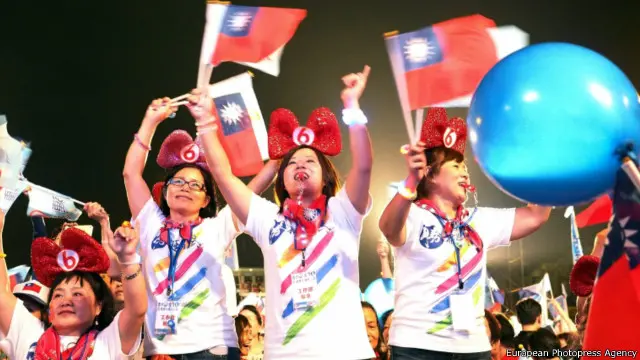 连胜文的支持者在最后冲刺中造势