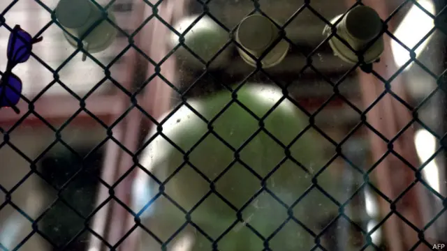 En Guantánamo sigue habiendo unos 136 prisioneros, según Estados Unidos.