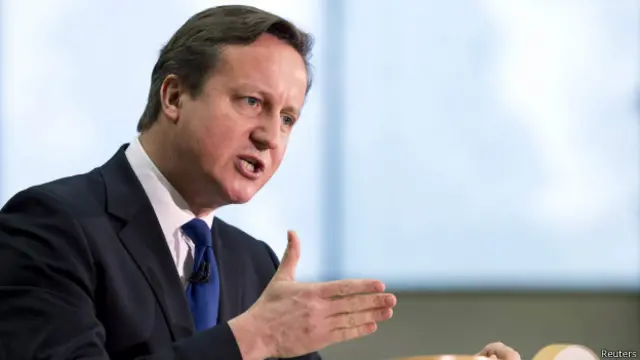 'दूसरे के धर्म का मज़ाक़ उड़ाना ग़लत नहीं'