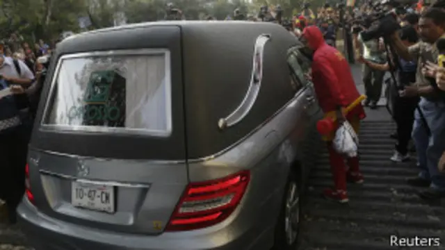 Funeral de Chespirito