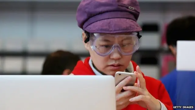 De sensor de proximidade a acelerômetro, celular lembra um laboratório ambulante