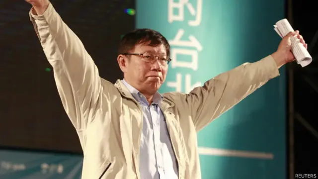 柯文哲近期在接受美國《外交政策》雜誌時表示，在全球四個華語地區，殖民歷史越久，這個地方就越進步。他還同時以殖民史來給華人社會文化排序。