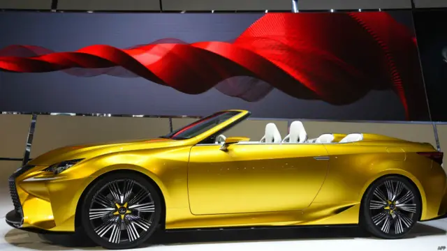 लेक्सस एलएफ-सी 2