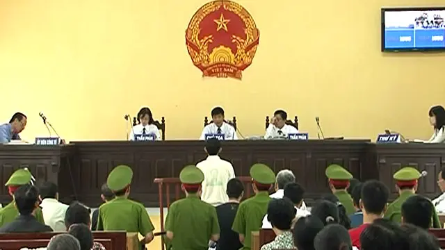 Nhiều quy định trong luật pháp Việt Nam còn bất hợp lý, gây trở ngại cho việc đảm bảo công lý, trong đó có quyền của luật sư, nghi phạm, bị can, bị cáo, theo tác giả.