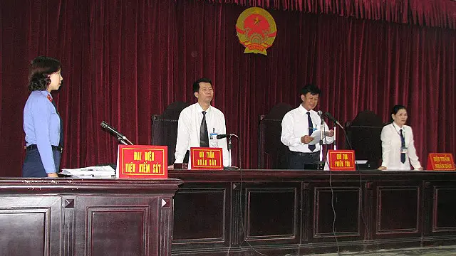 Hình sự hóa các vụ án kinh tế không phải là điếu hiếm hoi tại Việt Nam