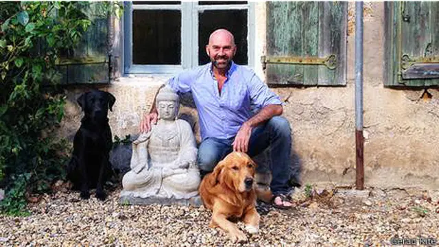 Джерад Кайт ездит на работу в Лондон из южной Франции