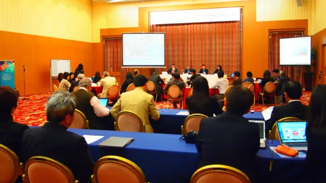 د سره صلیب نړیوالې کمیټې د هیروشیما د اټومي ناورین د ۷۰ یمې کلیزې په درشل کې د آسیا- اوقیانوسیه سیمې خبریالان پر ناورینو د غږېدو له پاره هیروشیما ته وربللي وو.