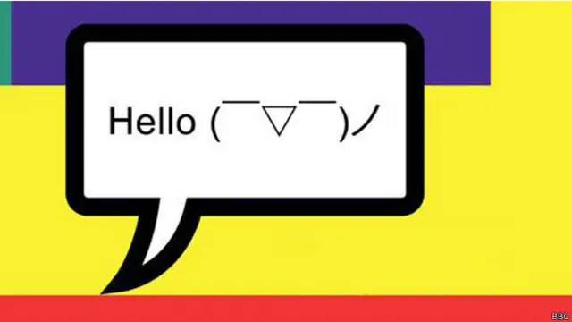 Emoticono de una cara feliz que saluda. 