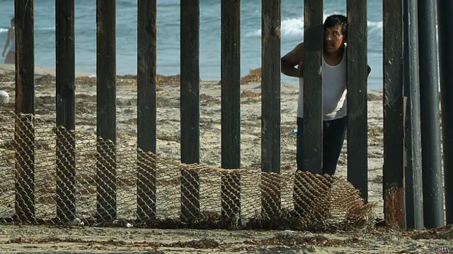 Незаконный иммигрант