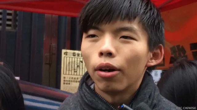 已於2日凌晨起宣佈無限期絕食的學民思潮召集人黃之鋒不認同絕食是徒勞無功