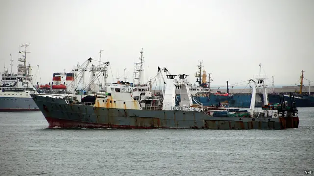 Kapal Korea Selatan biasanya beroperasi di Laut Bering untuk menangkap ikan pollock.