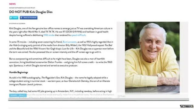 موت کی خبر شائع ہوتے ہی سماجی رابطوں کی ویب سائٹ ٹوئٹر پر رسالے پر سخت تنقید کی گئی