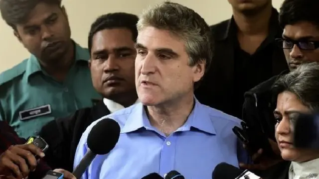 बांग्लादेश में ब्रिटिश पत्रकार को सज़ा