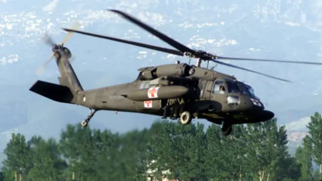 美军黑鹰直升机