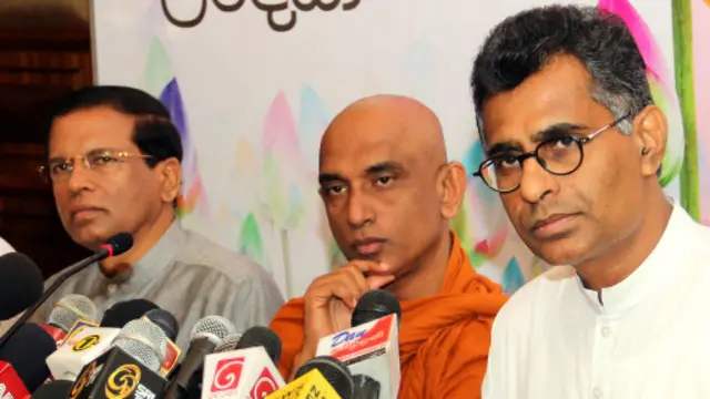 හිටපු ජනාධිපති මහින්ද රාජපක්ෂ ට විරෝධය පළ කරමින් මුලින්ම සන්ධානයෙන් ඉල්ලා අස් වුනේ අතුරලියේ රතන හිමියන් 