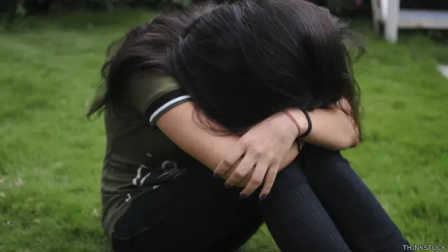 तनावग्रस्त लड़की