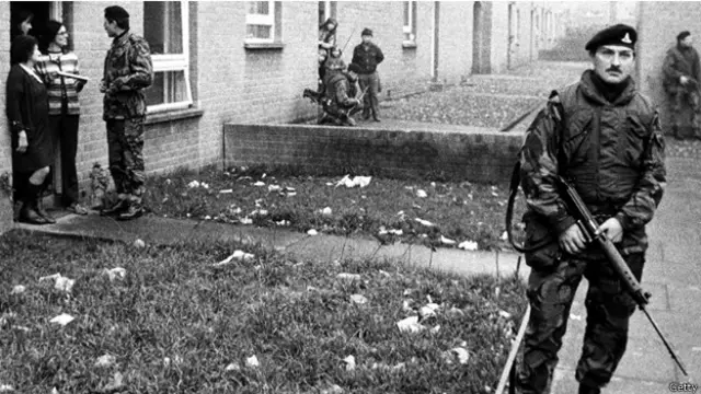 لم تنته "المتاعب" في ايرلندا الشمالية الا بتوقيع اتفاقية "الجمعة العظيمة" عام 1998