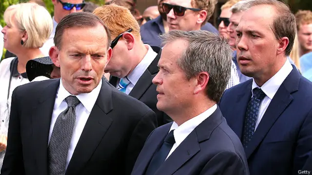 फ़िलिप ह्यूज के अंतिम संस्कार में शामिल ऑस्ट्रेलिया के प्रधानमंत्री टोनी एबट