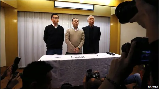 Líderes de protestas en Hong Kong