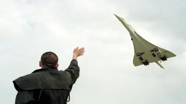 Engenheiros trabalham para criar um avião com velocidade superior à do Concorde