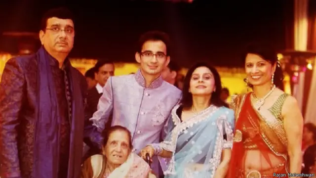 रेनू खटोर, राजन माहेश्वरी