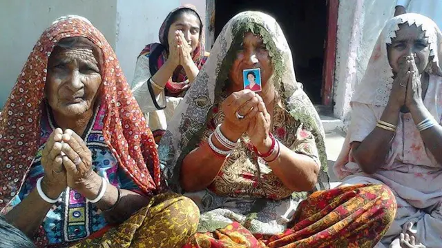 گذشتہ ہفتے چھ قوم پرست کارکنوں کی لاشیں ملنے کے بعد لاپتہ افراد کے اہلخانہ مزید پریشان ہو گئے ہیں