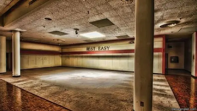 शॉपिंग मॉल