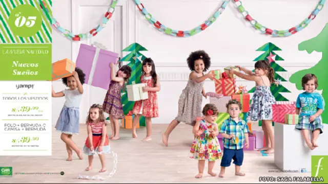 Página de otro catálogo de Saga Falabella con niños con rasgos africanos.