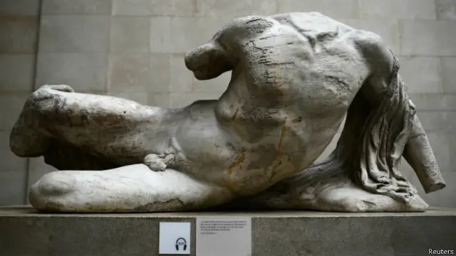 Статуя речного бога Илиссоса