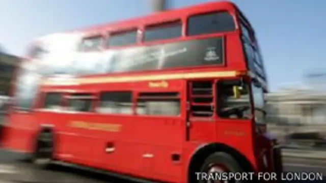 लंदन की रेड डबल डेकर