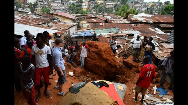 На волонтерах світ тримається