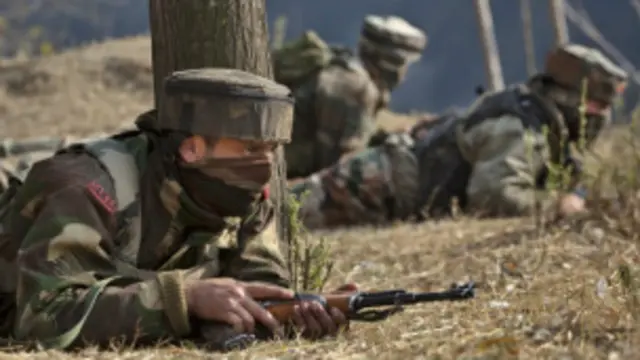 कश्मीर में हमला