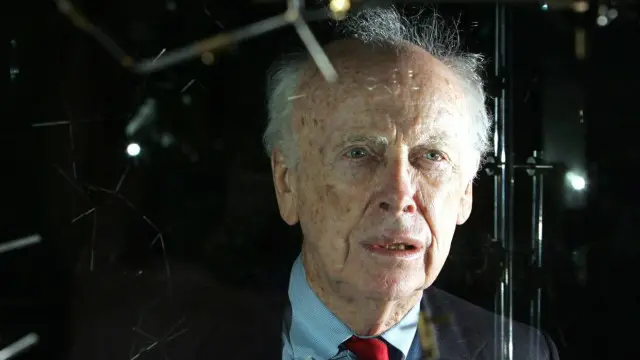 قال واتسون إنه نبذ بسبب حديثه عن صلة بين الذكاء والعرق