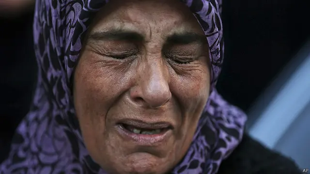 أسرة الجندي القتيل قطعوا الطريق في بعلبك بعد أن علموا بمقتله