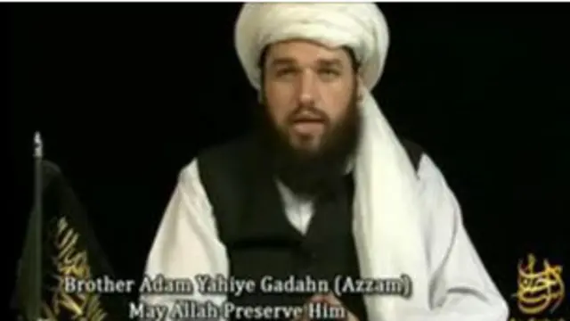 اسلام قبول کرنے کے بعد وہ سنہ 1998 میں پاکستان منتقل ہو گئے