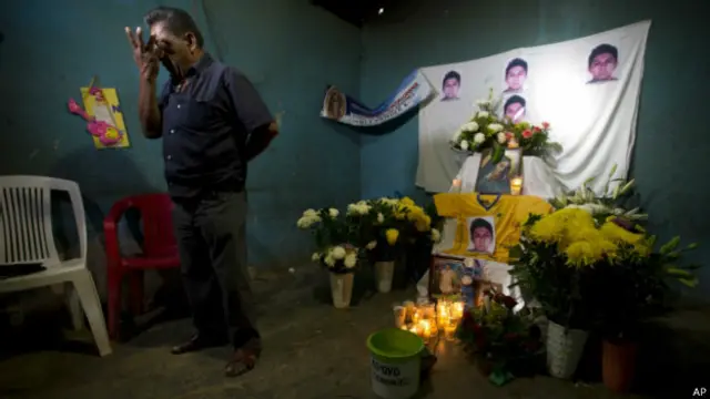 Ezequiel Mora, padre de Alexander.