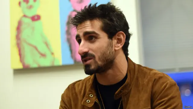 Depoissportingbet tipomesessportingbet tipopromessas, o ambientalista Paul Rosolie não conseguiu ser engolido por uma anaconda (com transmissão pela TV)