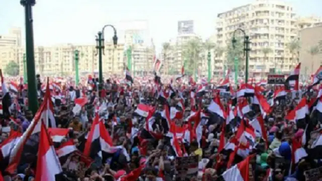 ميدان التحرير في مصر كان مركزا لثورة يناير عام 2001 التي أطاحت بحكم الرئيس السابق حسني مبارك