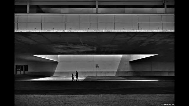 सिज़ा वीइरा, पुस्तकालय 