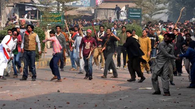 رانا ثنا اللہ کا کہنا ہے کہ پی ٹی آئی کے کہنے پر مسلم لیگ ن کے رہنماؤں کے خلاف اقدام قتل کا مقدمہ درج ہوا