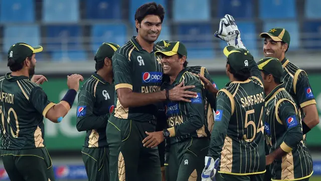 محمد عرفان کو ان کے قد کی وجہ سے بلے بازوں کے لیے بہت بڑا خطرہ سمجھا جا رہا ہے 