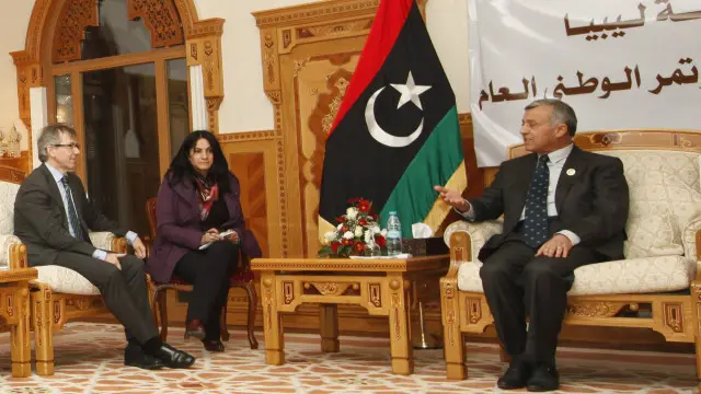  في ليبيا حكومتان وبرلمانان يتنافسان على السلطة والشرعية وسط الاضطرابات التي تعصف بالبلاد