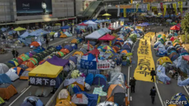 သပိတ်စခန်းတွေမှာ ကျောင်းသားတွေ အများစု ကျန်ရှိနေ