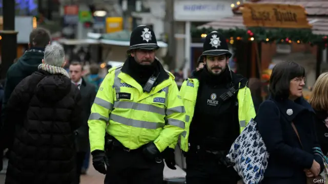 الشرطة البريطانية ترغب في ترحيل بيكسانتيا