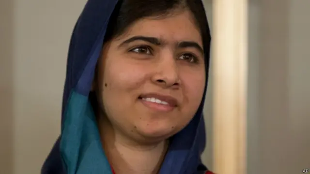 Malala Yousafzai bị bắn vào đầu năm 2012