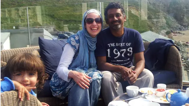 Məhəmmədlə Catherine ilk uşaqları ilə birlikdə.