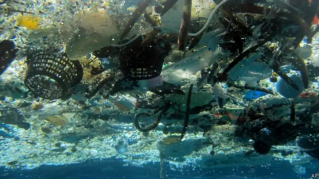 प्लास्टिक, कचरा, समंदर