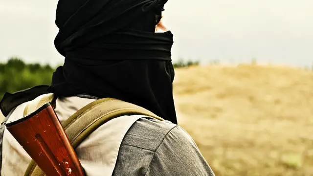 اس معاہدے سے یہ امید کی جاتی ہے کہ جنگی سرداروں، انسانی حقوق کی خلاف ورزیاں کرنے والوں، دہشت گردوں اور جرائم پیشہ تنظیموں تک اسلحہ نہیں پہنچے گا