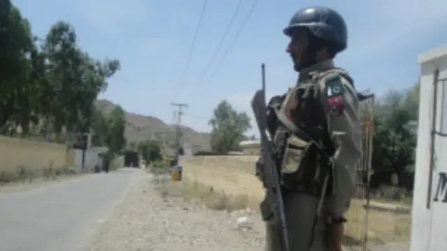 पाकिस्तान के ख़ैबर एजेंसी में एक पुलिस का जवान