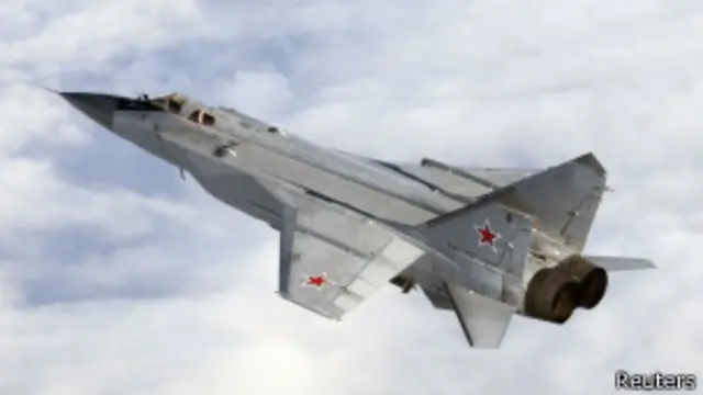 ရုရှားရဲ့ MiG-31 တိုက်လေယာဉ် တစ်စီး၊ နိုင်ငံတကာ ပိုင်နက်ထဲမှာပါ လှုပ်ရှားမှုတွေ ရှိနေ။